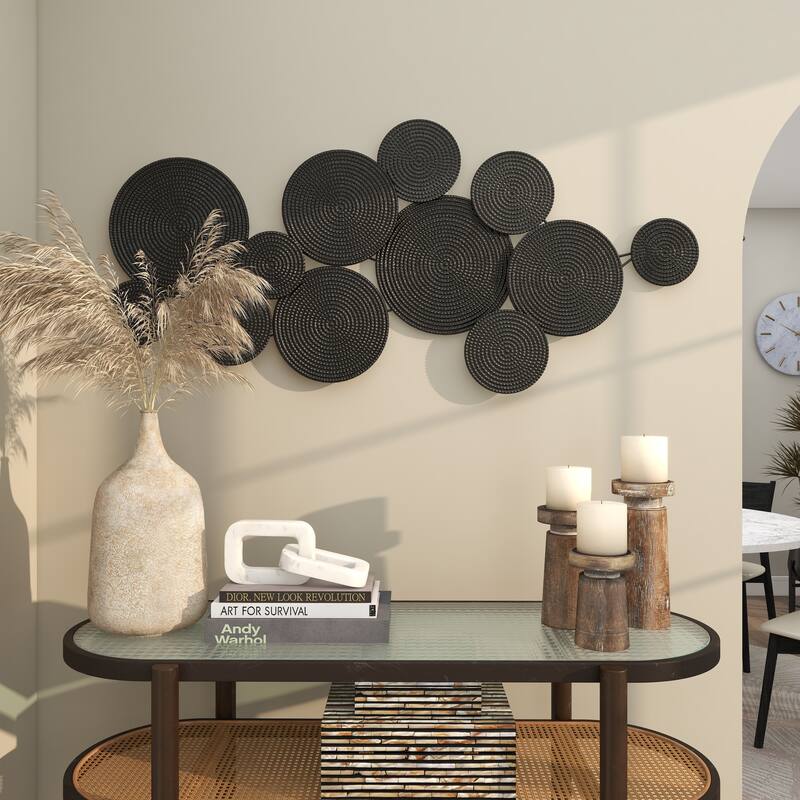 CosmoLiving by Cosmopolitan Metal Plate Wall Decor with Textured Circles - Gold or Black