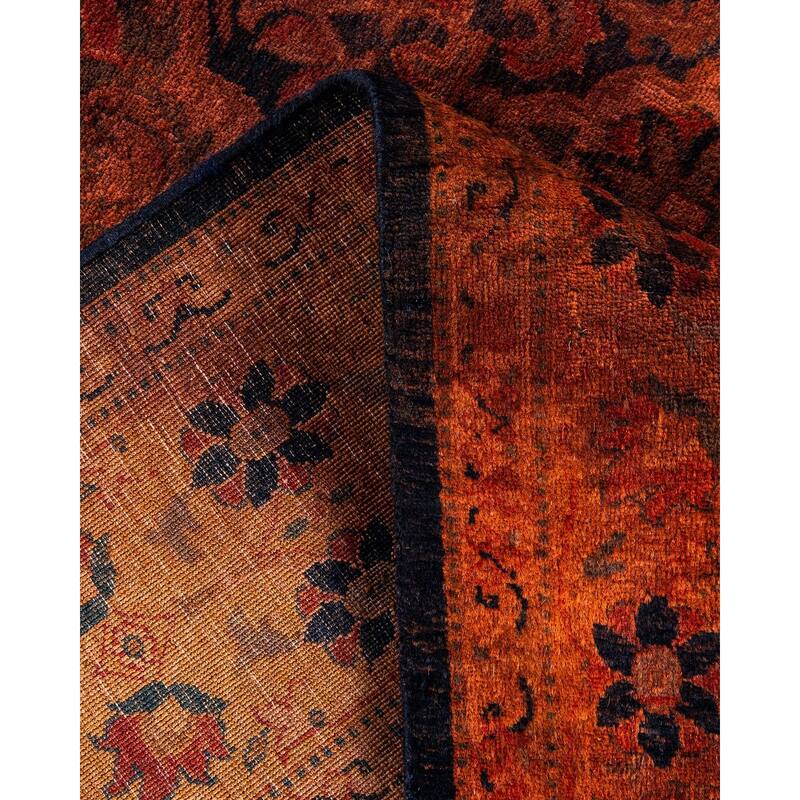 Fine Vibrance, One-of-a-Kind Hand-Knotted Area Rug - Black, 4' 2" x 5' 9" - 4' 2" x 5' 9"