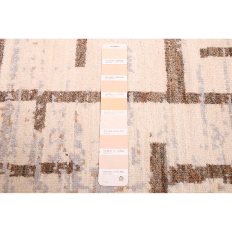 ECARPETGALLERY Hand-knotted Legacy Ivory Wool Rug - 7'11 x 10'2