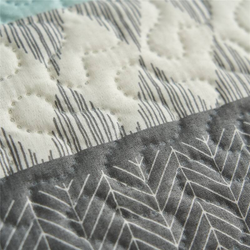 Vintage Rose Reversible Quilt Set, Bedspread, Coverlet