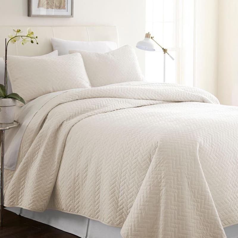 3pc King/Cal King Quilted Coverlet Set Softest Herring Ivory