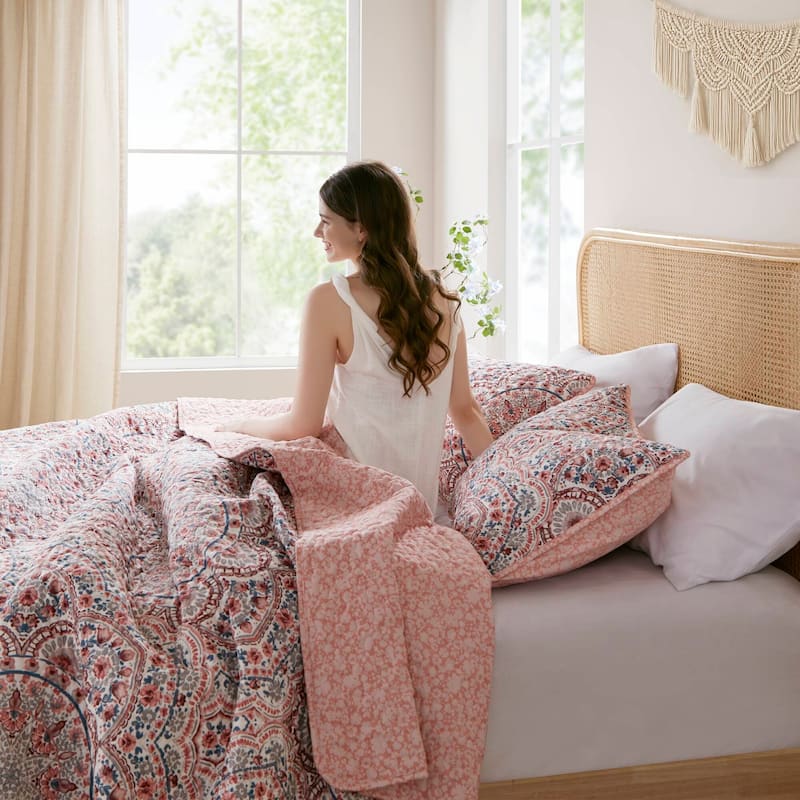 Chelsea Square Valerie Boho Floral Reversible Quilt