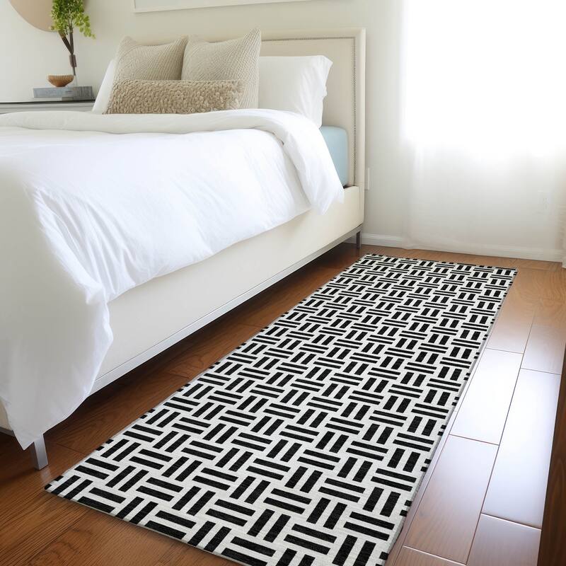 Premium Washable Super Soft Modern Weave Mayfield Rug - Black - 2'3" x 7'6"