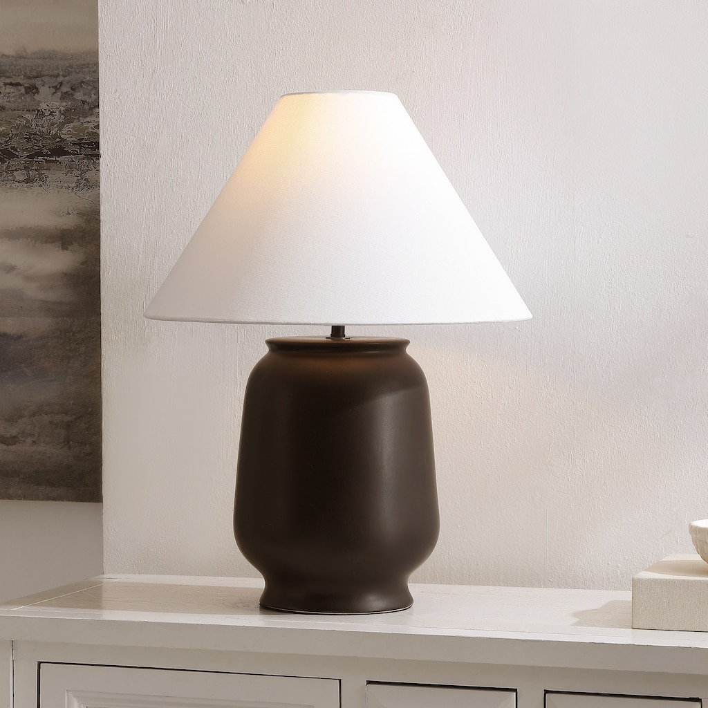 SAFAVIEH Lighting Mattie 21-Inch Ceramic Table Lamp - 16"W x 16"D x 21"H