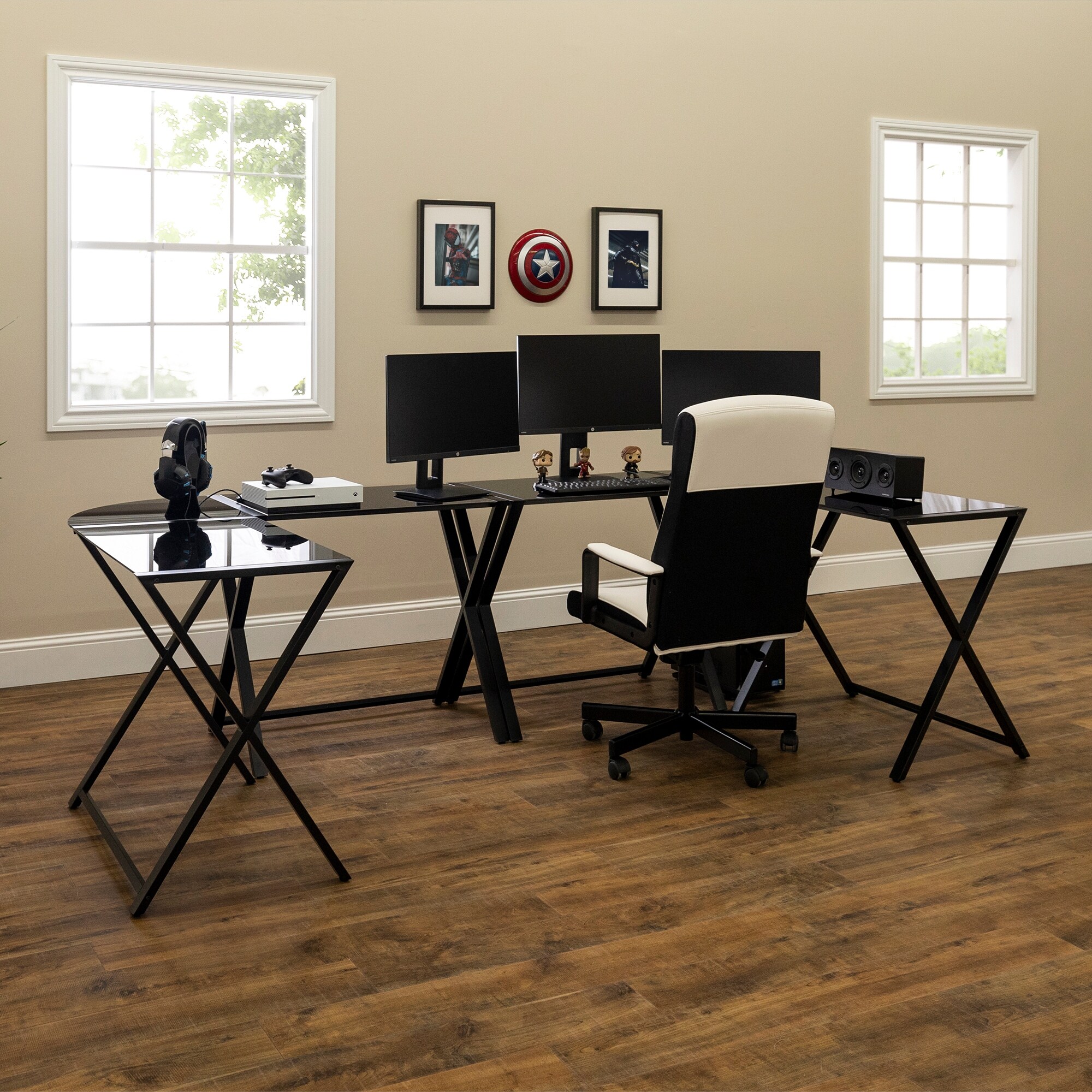 Gaming center clearance desk