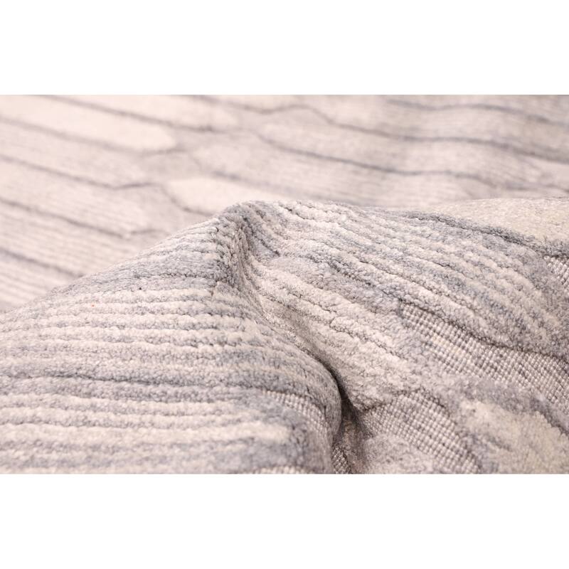 ECARPETGALLERY Hand Loomed Elysian Grey Silk Rug - 6'7 x 9'8