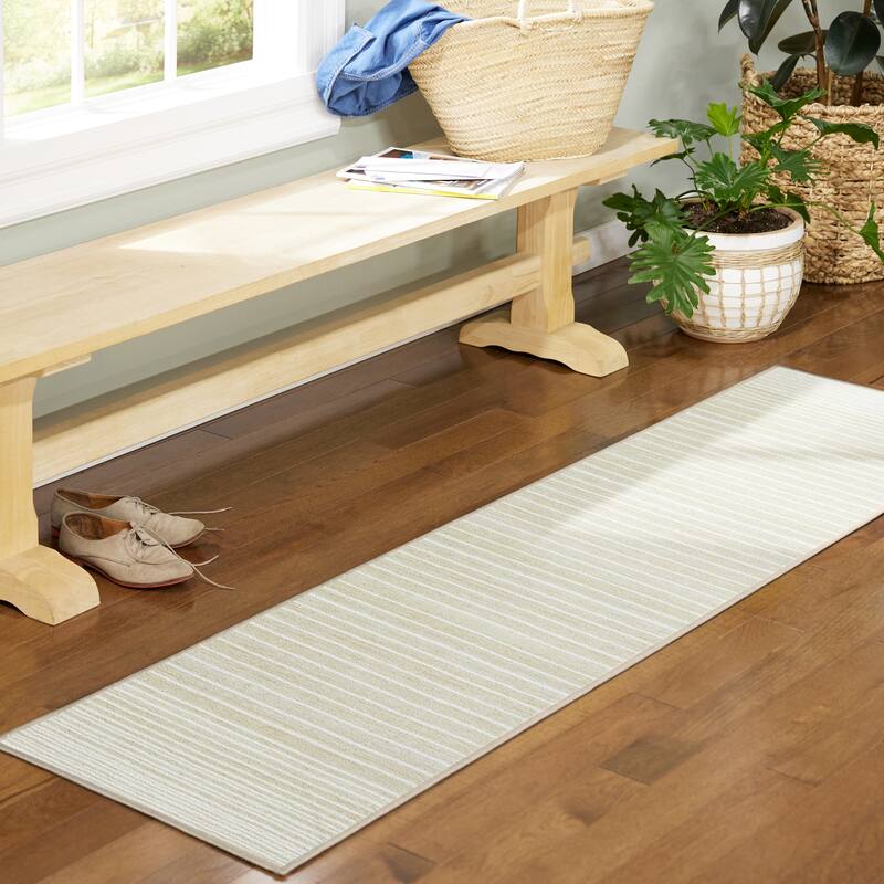 TOWN & COUNTRY BASICS Layne Everwash® Area Rug