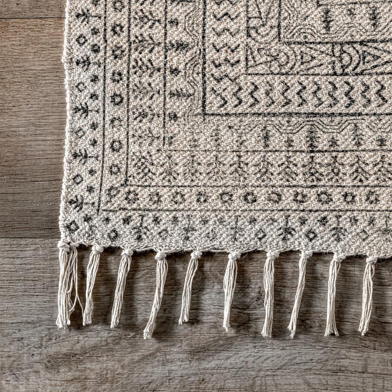 Nuloom Geometric Ivory Flatweave Sparkling Cotton Fringe Area Rug