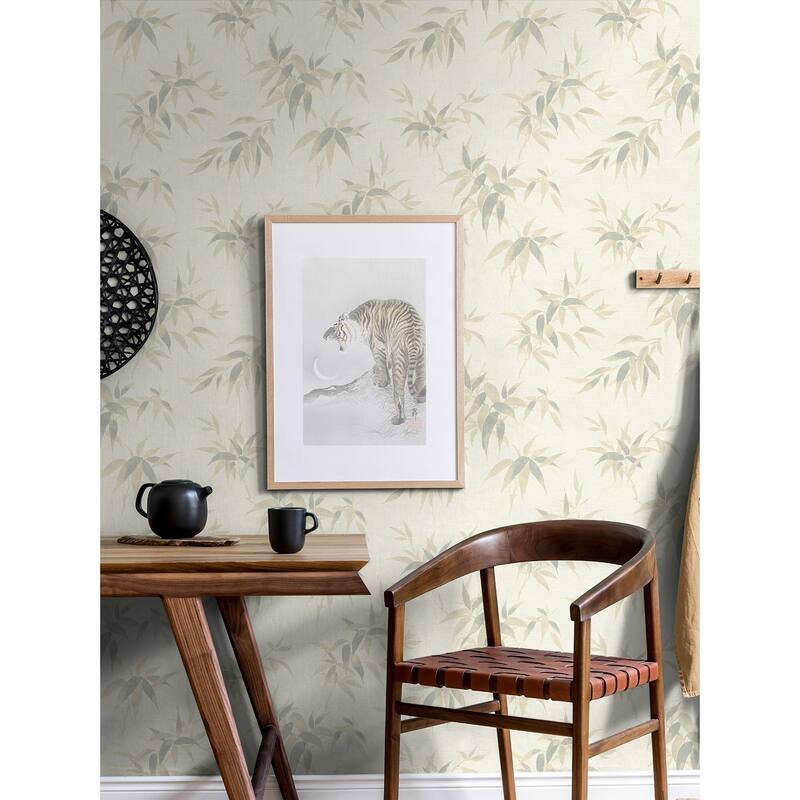 Advantage Minori White Leaves Wallpaper - 20.9in x 396in x 0.025in - 20.9in x 396in x 0.025in