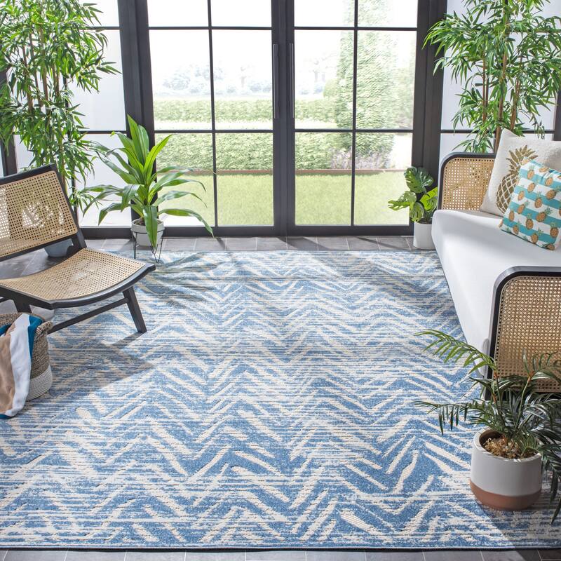 SAFAVIEH Cottage Eibhlis Chevron Waterproof Patio Backyard Rug - 6'7" Square - Blue