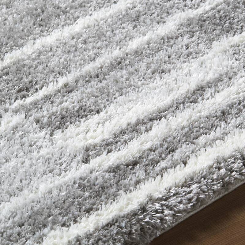 Livabliss Cloudy Shag Modern & Contemporary Area Rug