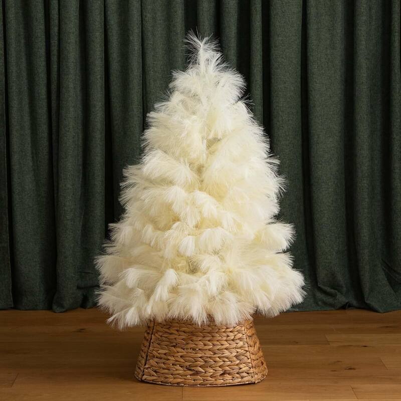 4ft. Artificial Off-White Pampas Grass Christmas Tree - Unique Festive Holiday X-Mas Accent