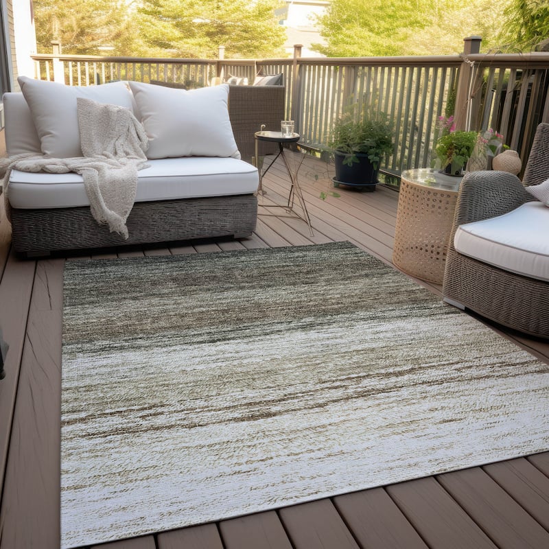 Machine Washable Indoor/ Outdoor Chantille Solid Ombre Rug - Brown - 8' x 10'