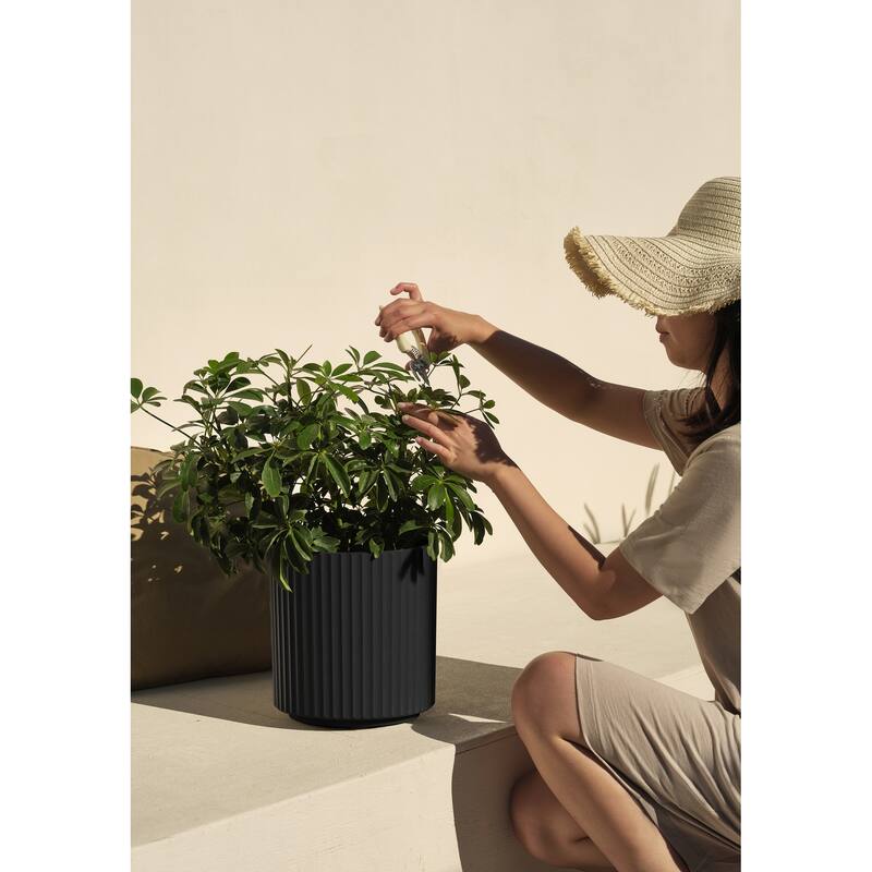 Veradek Demi Series Demi Round Planter