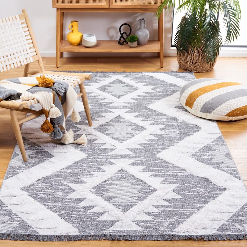 SAFAVIEH Augustine Effrosyni Moroccan Boho Tribal Rug - 9' x 12' - Grey/Ivory
