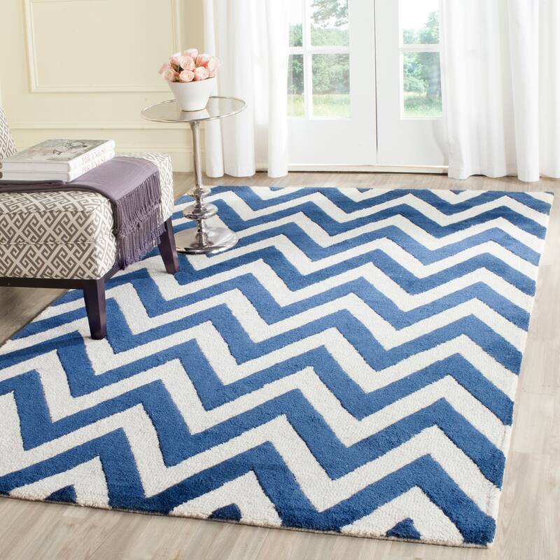 SAFAVIEH Handmade Cambridge Hicran Modern Moroccan Wool Rug - 6' x 9' - Navy/Ivory