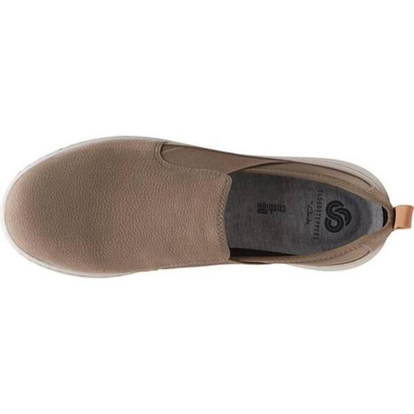 Clarks step discount move jump