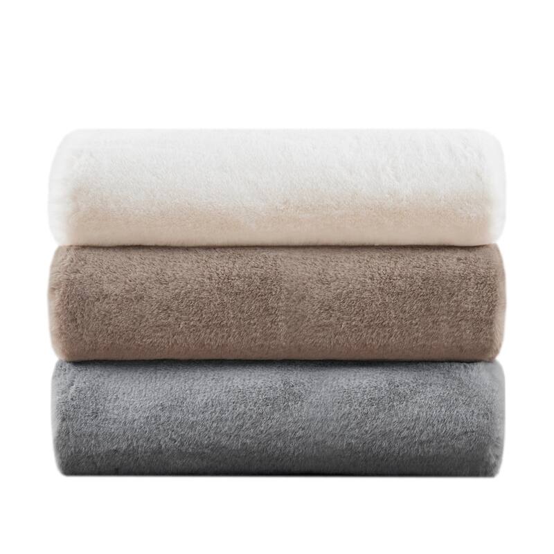 Madison Park Sienna Solid Premium Faux Fur Throw