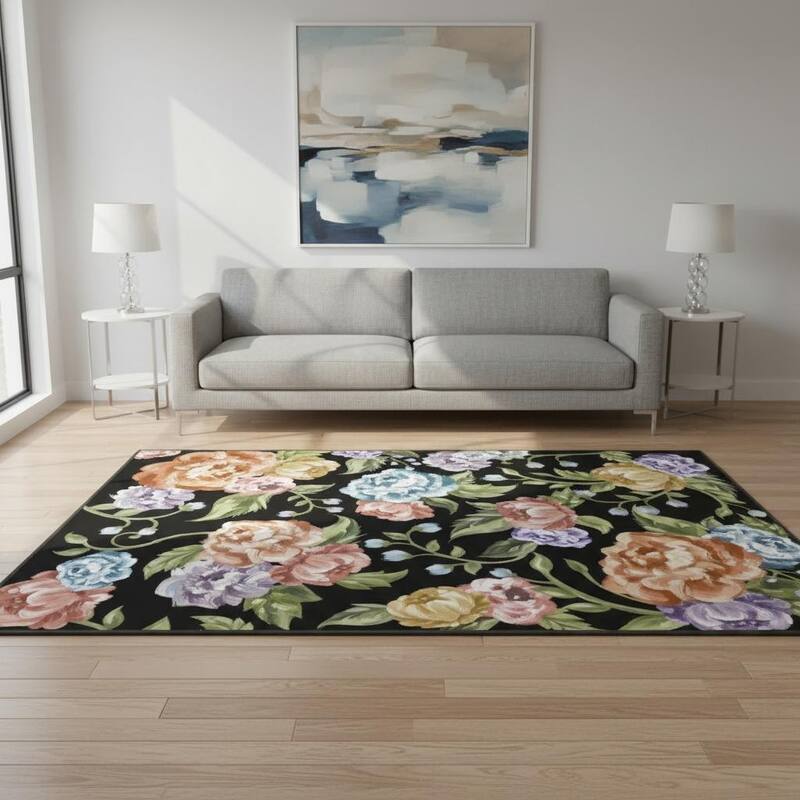HomeRoots Floral Traditional Rectangle Area Rug - 5' X 7'