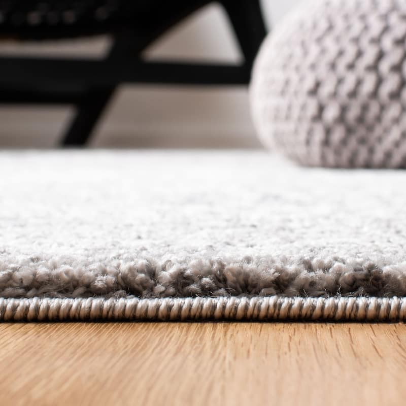 SAFAVIEH Tunisia Tessie Moroccan Rug