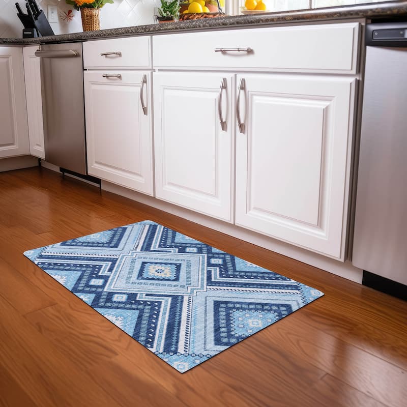 Machine Washable Indoor/ Outdoor Global Boho Chantille Rug