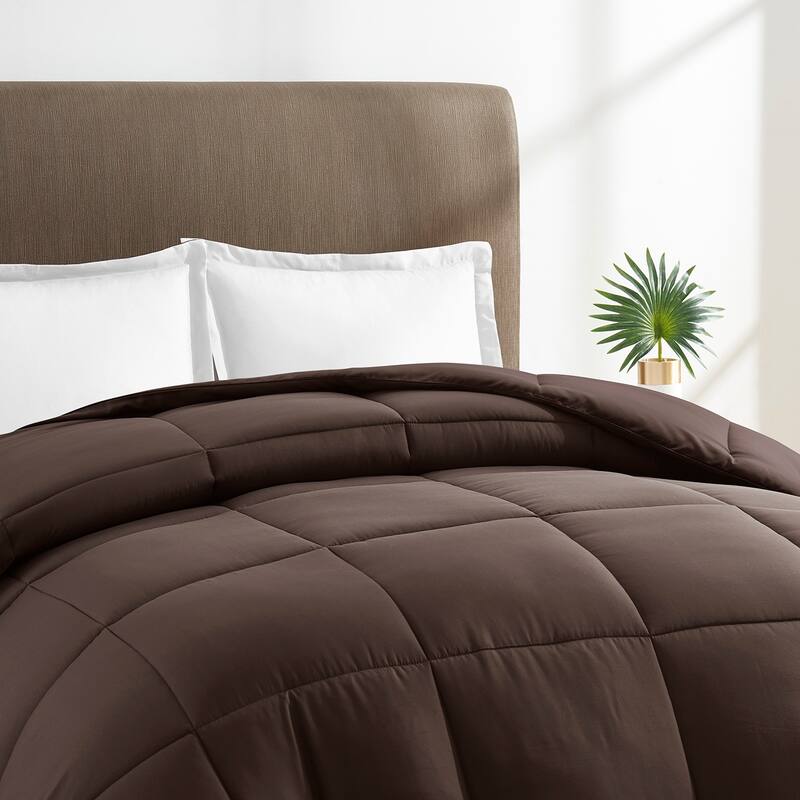 Clara Clark All-season Down Alternative Comforter