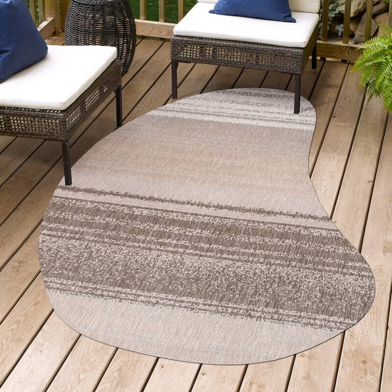 JONATHAN Y Evan Modern Rustic Organic Curve Indoor/Outdoor Shaped Area Rug