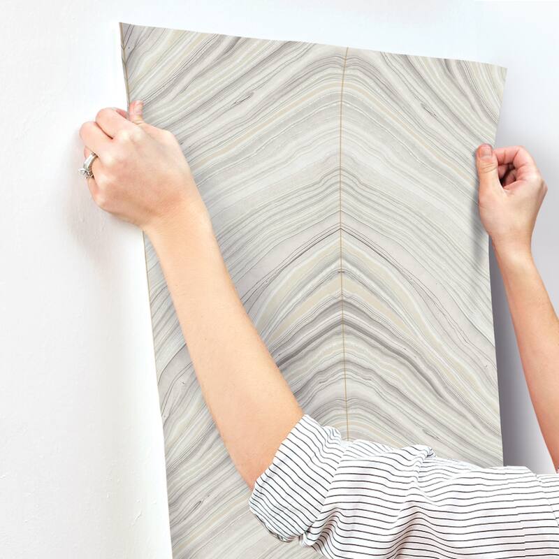 Paul, Onyx Strata Wallpaper, 27 in x 27 ft = 60.75 ft sq, Wallpaper Roll