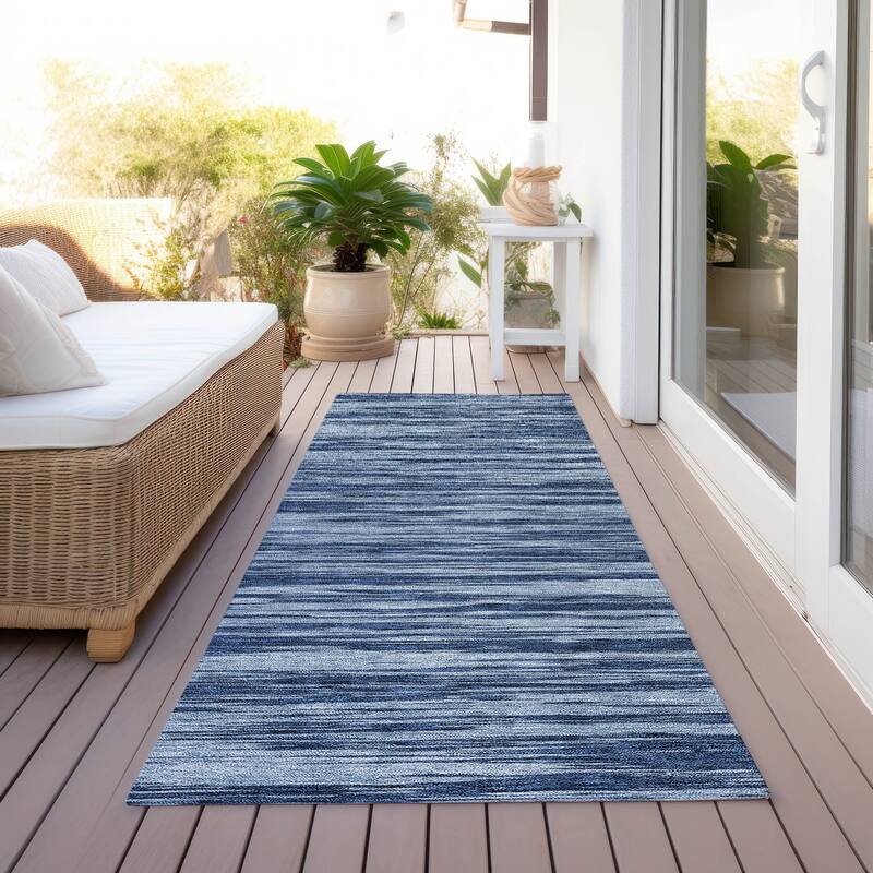 Machine Washable Indoor/ Outdoor Casual Ombre Chantille Rug - Blue - 2'3" x 7'6"