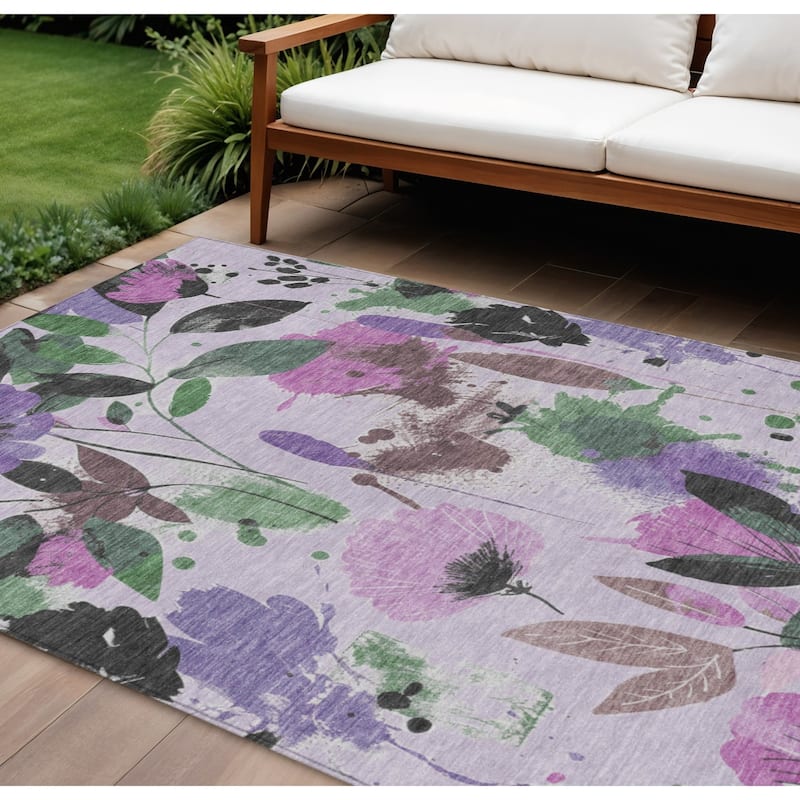 HomeRoots Floral Transitional Rectangle Outdoor Rug - Green/Purple - 8' X 10'