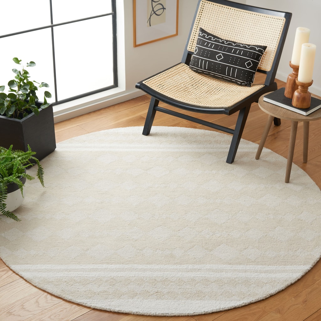 SAFAVIEH Handmade Capri Heike Modern Wool Rug