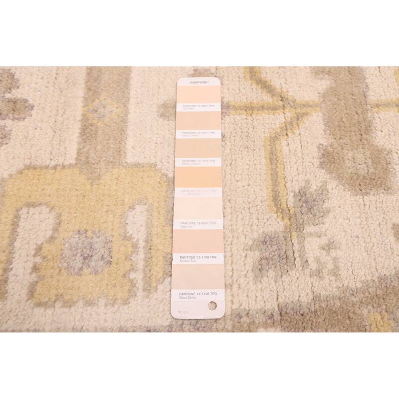 ECARPETGALLERY Hand-knotted Royal Oushak Cream Wool Rug - 8'0 x 7'11