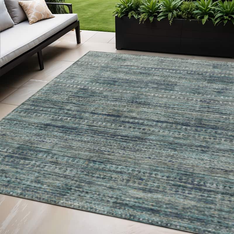 HomeRoots Striped Transitional Rectangle Outdoor Rug - 5' X 8'