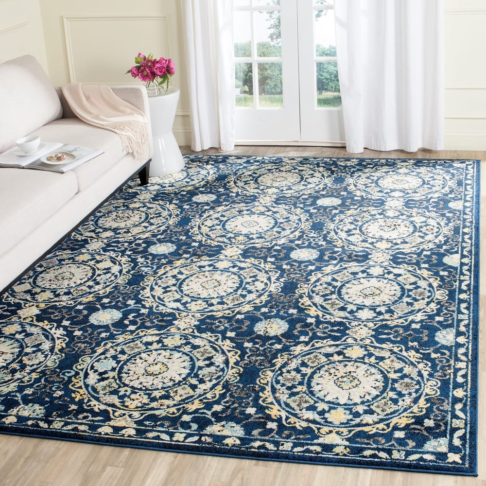 SAFAVIEH Evoke Annamari Distressed Vintage Boho Rug
