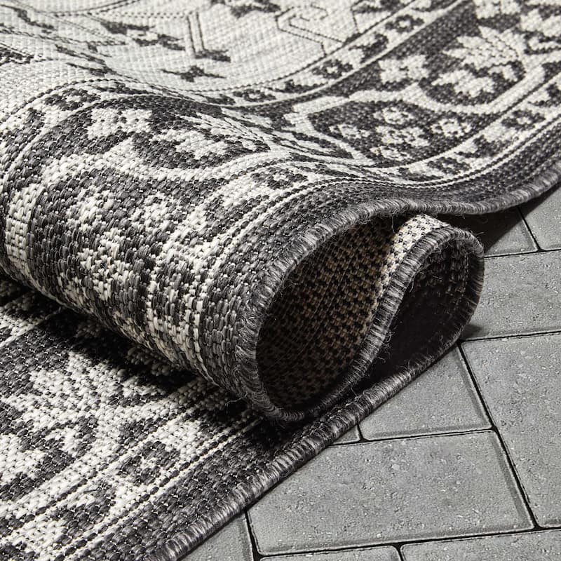 Well Woven Lia Celesine Persian Oriental Indoor Outdoor Area Rug