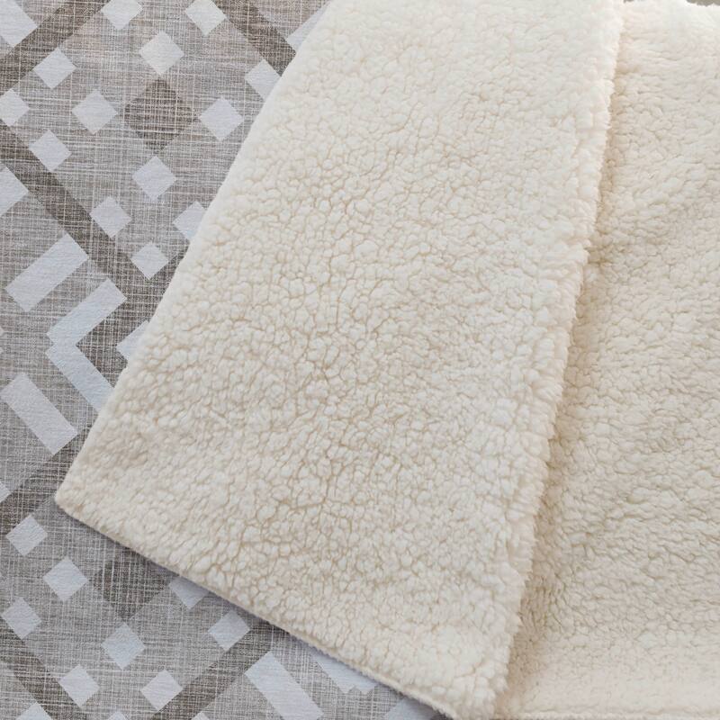 Premium Machine Washable Contemporary Geo Sherpa Throw Blanket
