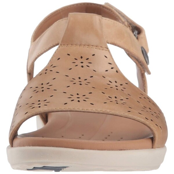 clarks un reisel mae