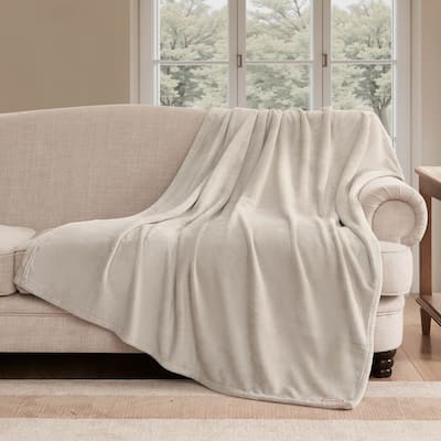 Hunter Coco Flannel Throw Blanket