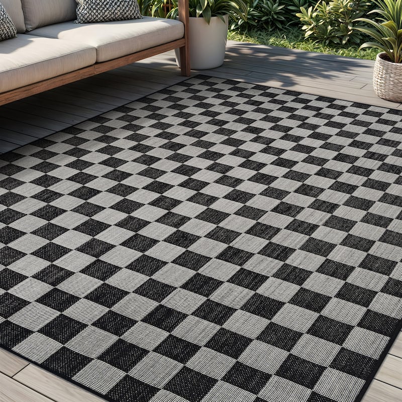 World Rug Gallery Checkered Indoor/Outdoor Flat Woven Area Rug