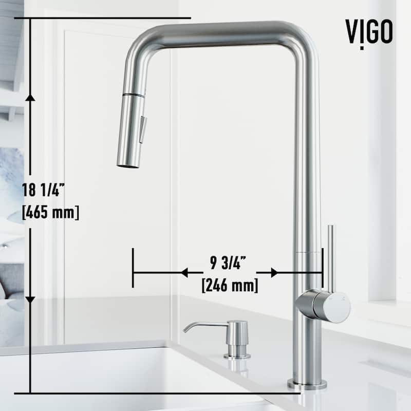 VIGO Parsons 18" H Single Handle Pull-Down Sprayer Kitchen Faucet
