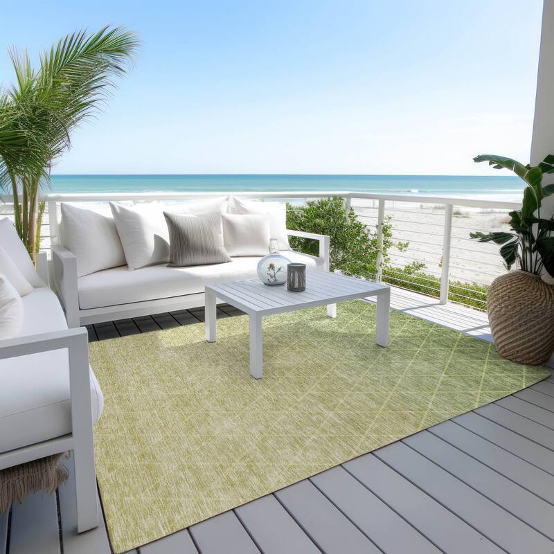 Machine Washable Indoor/ Outdoor Ombre Trellis Chantille Rug