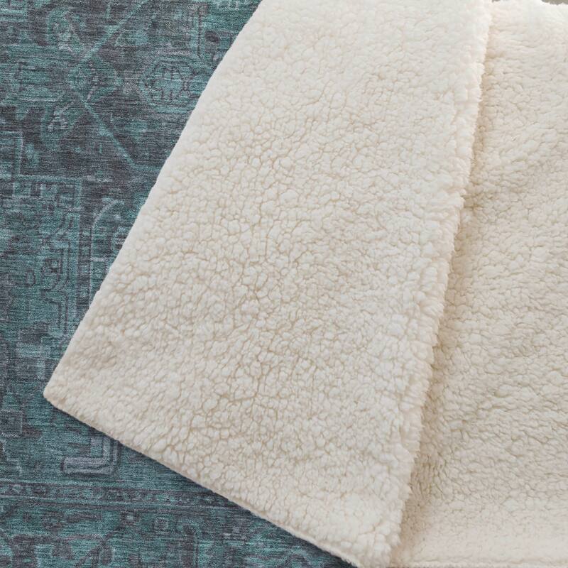 Premium Machine Washable Traditional Persian Sherpa Throw Blanket