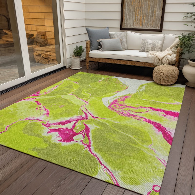 Machine Washable Indoor/ Outdoor Modern Abstract Chantille Rug - Lime - 2'6" x 3'10"