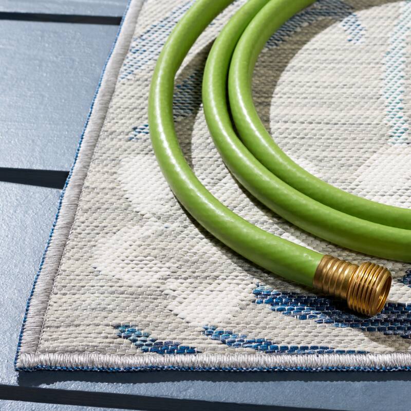 SAFAVIEH Sunrise Tracy Indoor/Outdoor Waterproof Rug