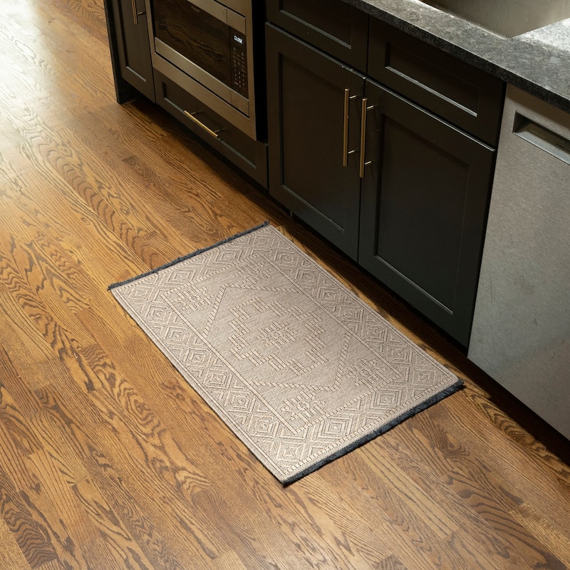 Alameda Solid Color Medallion Machine Washable Indoor Area Rug - 2' x 3' - Brown/Coffee