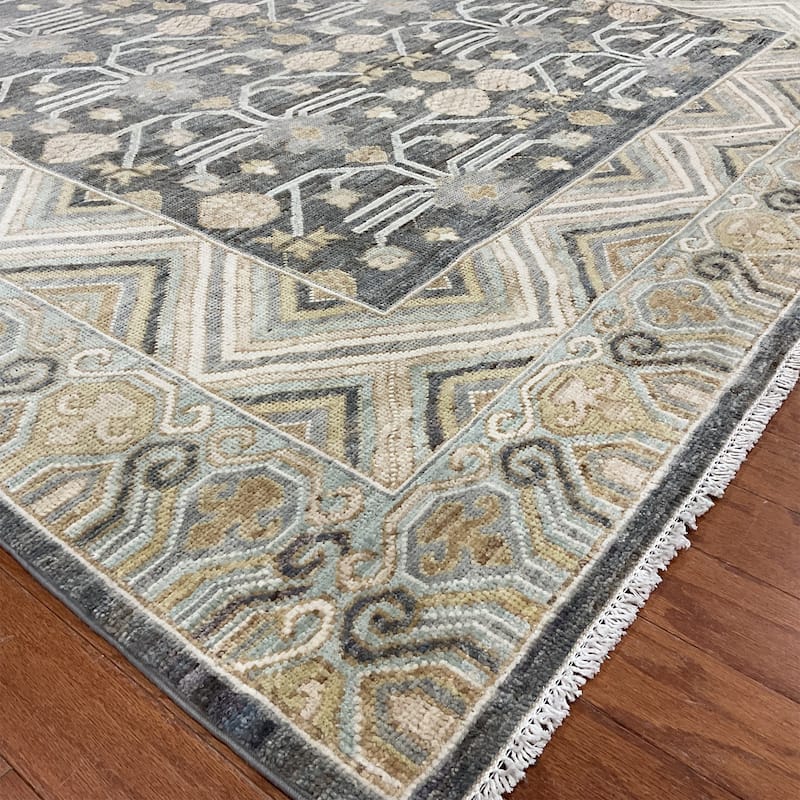HERAT ORIENTAL Handmade Vegetable Dye Khotan Wool Rug - 6'5" x 9'2"
