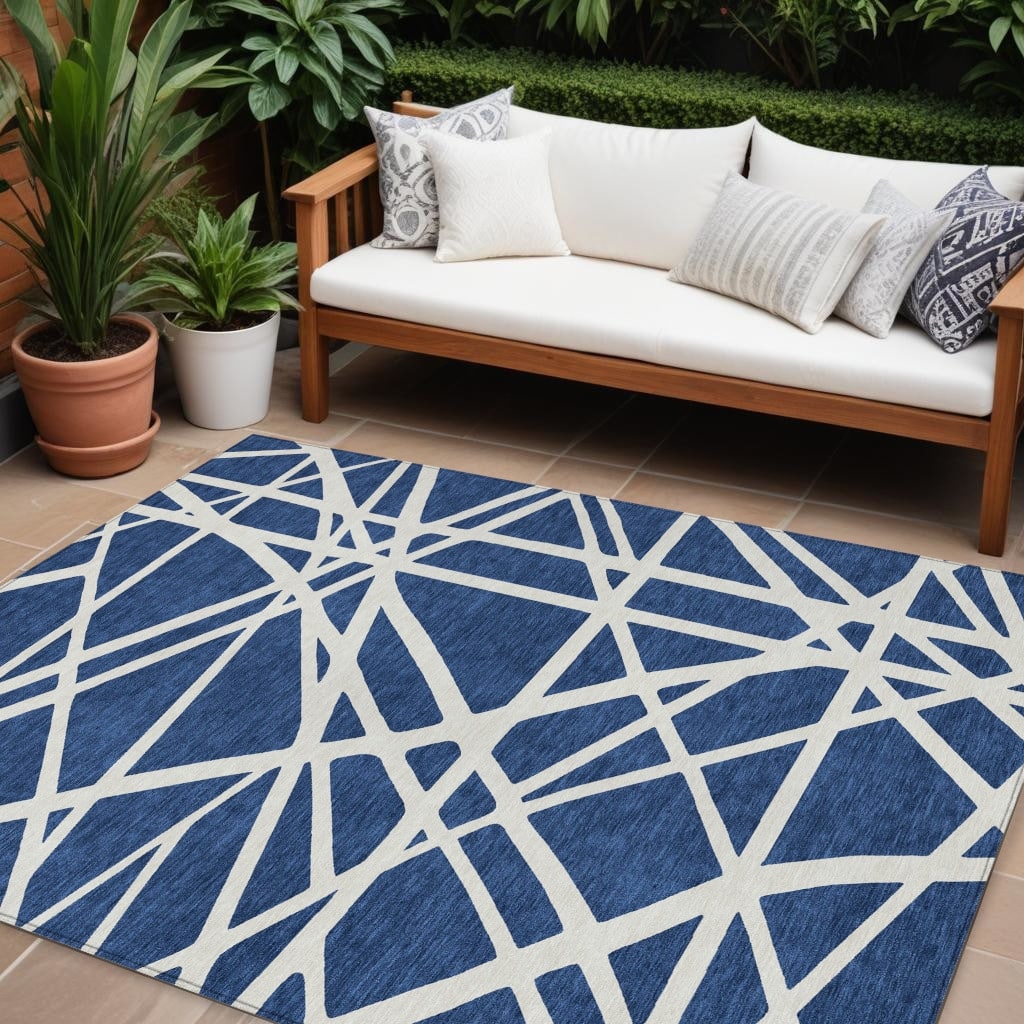 HomeRoots Geometric Transitional Rectangle Outdoor Rug