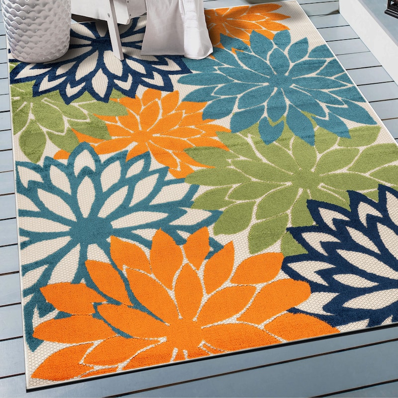 World Rug Gallery Indoor/Outdoor High-Low Textured Area Rug, Floral Easy-Clean Patio Rug - 4' x 6' - Multi