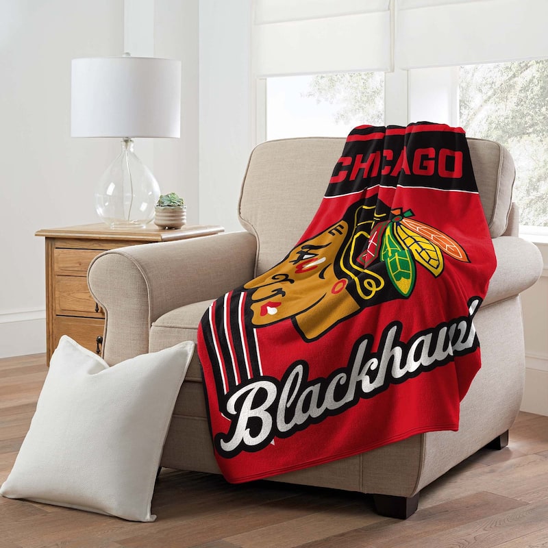 NHL Chicago Blackhawks 46" x 60" Microfiber Throw Blanket
