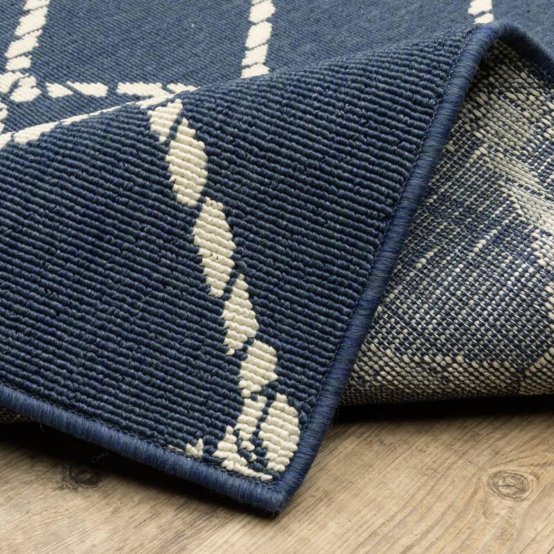 Miramar Nautical Rope Lattice Navy/ Ivory Indoor/Outdoor Area Rug-